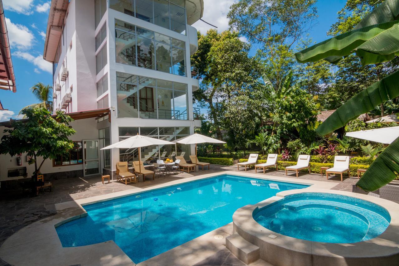 La Floresta Tarapoto Hostal מראה חיצוני תמונה