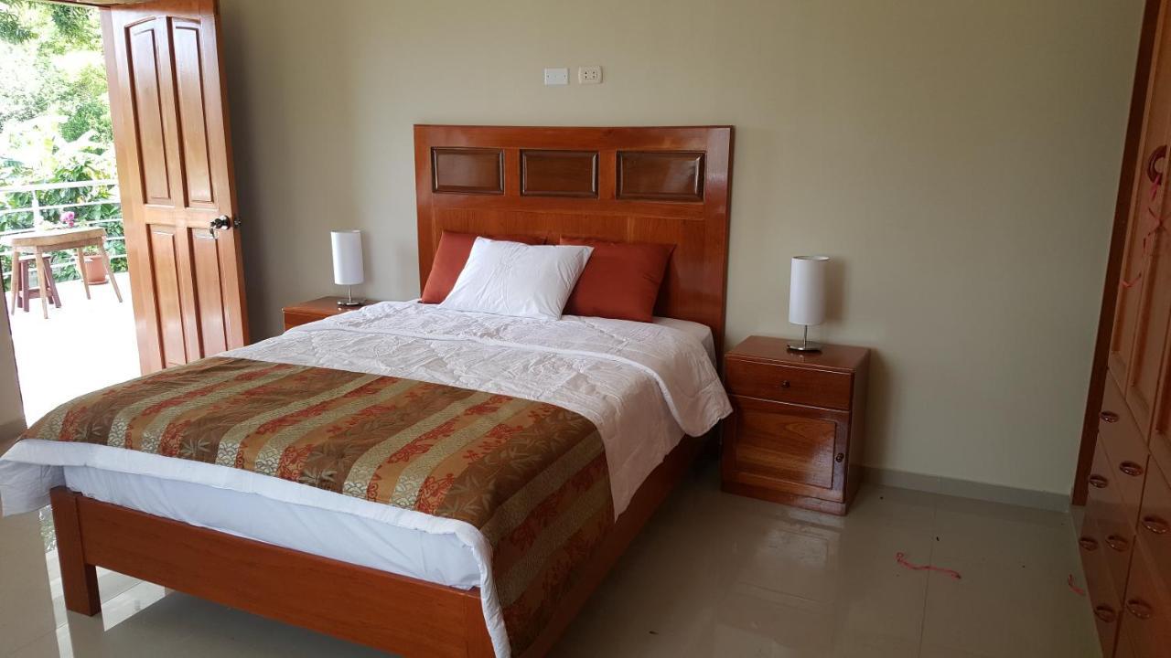 La Floresta Tarapoto Hostal מראה חיצוני תמונה