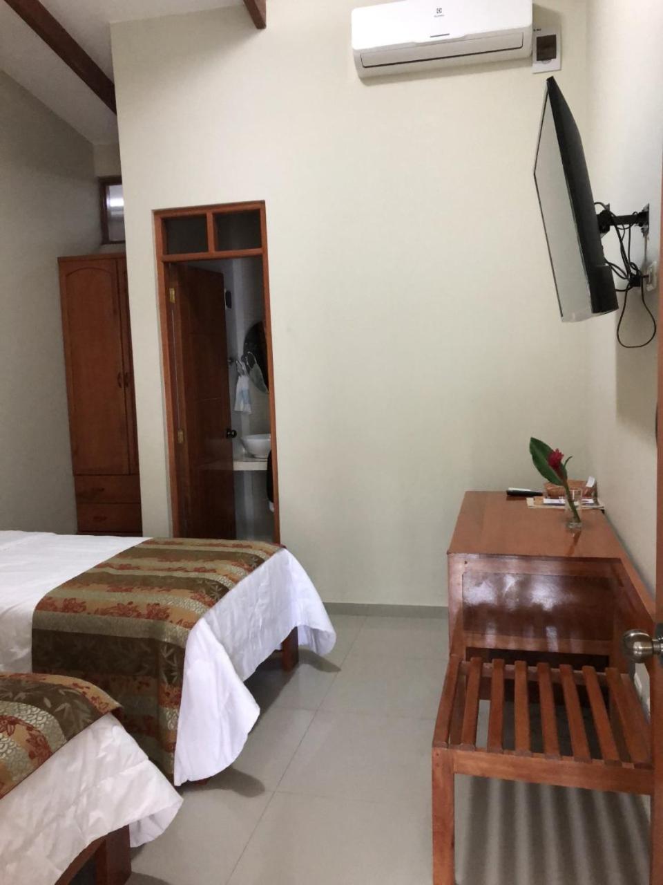 La Floresta Tarapoto Hostal מראה חיצוני תמונה